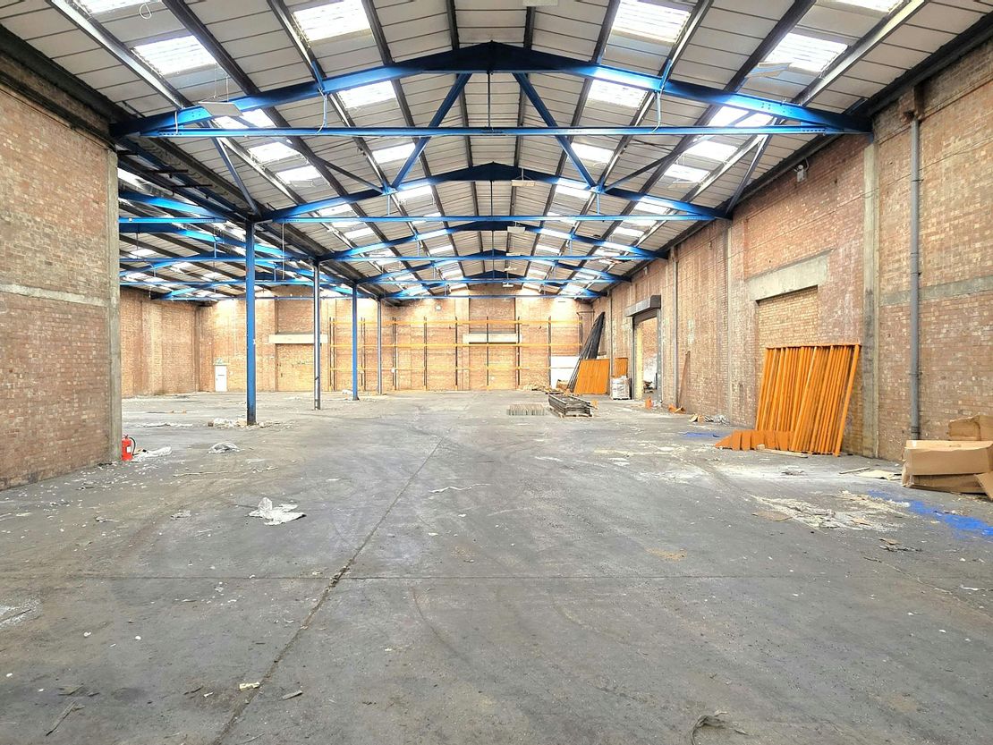 Unit 3 & Unit 5, Lancing Business Park, Blenheim Road, Lancing, BN15 8UQ