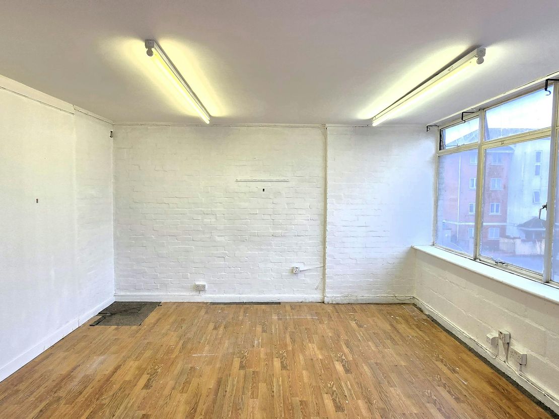 Unit 12, Unit 13 & Unit 14, Lyndean Industrial Estate, Felixstowe Road, Abbey Wood, London, SE2 9SG