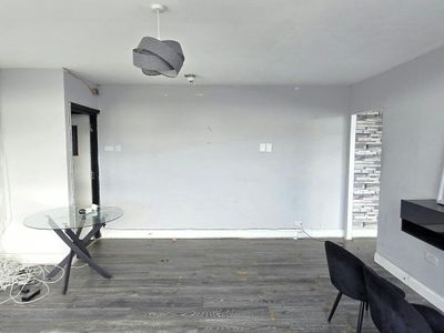 Property Image for Unit 12, Unit 13 & Unit 14, Lyndean Industrial Estate, Felixstowe Road, Abbey Wood, London, SE2 9SG