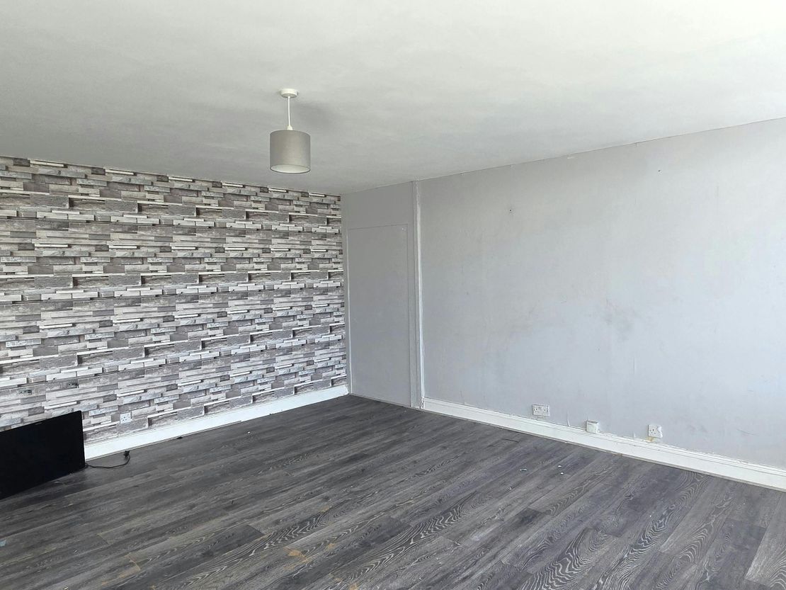 Unit 12, Unit 13 & Unit 14, Lyndean Industrial Estate, Felixstowe Road, Abbey Wood, London, SE2 9SG