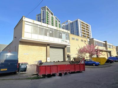 Property Image for Unit 10, Lyndean Industrial Estate, Felixstowe Road, Abbey Wood, London, SE2 9SG
