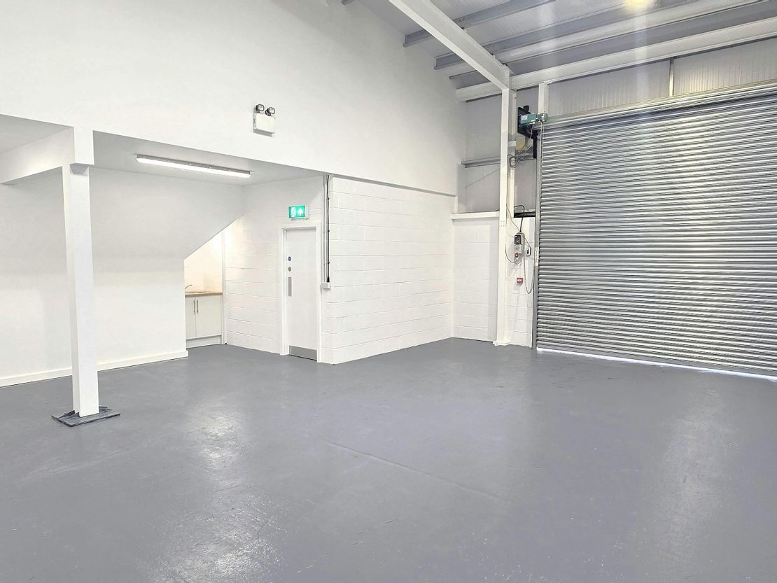 Unit 6, Abrac Works, Albright Industrial Estate, Ferry Lane, Rainham, RM13 9YH