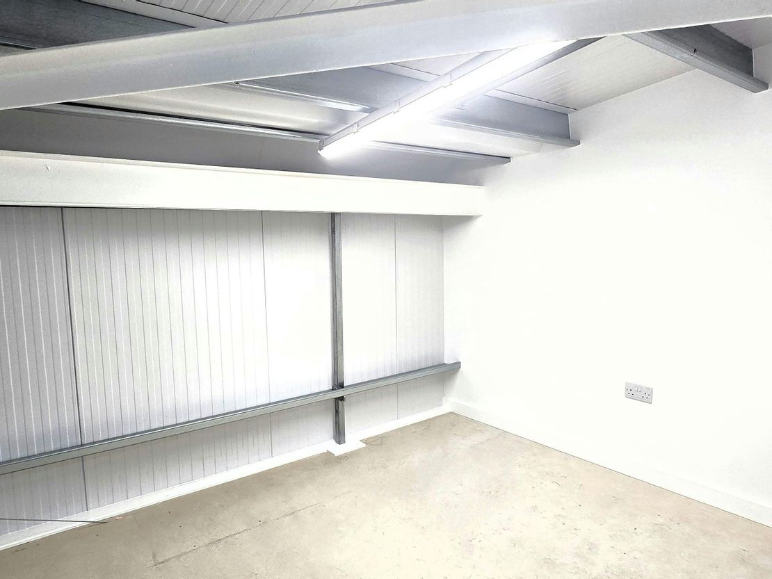 Unit 6, Abrac Works, Albright Industrial Estate, Ferry Lane, Rainham, RM13 9YH
