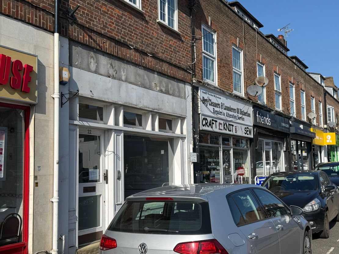 22 Hill Avenue, Amersham, Buckinghamshire, HP6 5BW