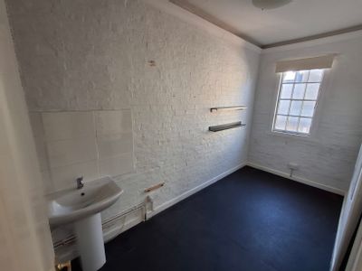 Property Image for 7 Mill Yard, Mill Street, Bedford, Bedfordshire, MK40 3HD