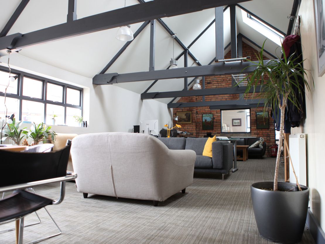 1 The Coach House, Stanwell Road, Penarth, South Glamorgan, CF64 3EU