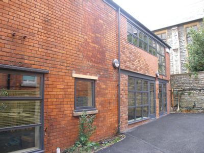 Property Image for 1 The Coach House, Stanwell Road, Penarth, South Glamorgan, CF64 3EU