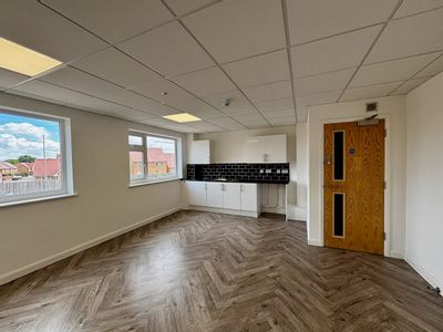 Property Image for Unit 4 Frenchs Avenue, Dunstable, LU6 1BH