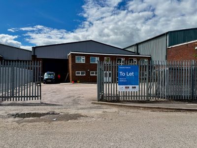 Property Image for Unit 4 Frenchs Avenue, Dunstable, LU6 1BH