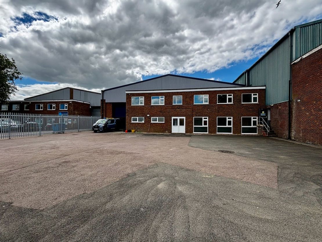 Unit 4 Frenchs Avenue, Dunstable, LU6 1BH
