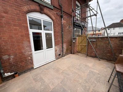 Property Image for 82 Rugby Road, Hinckley, Leicestershire, LE10 0QE