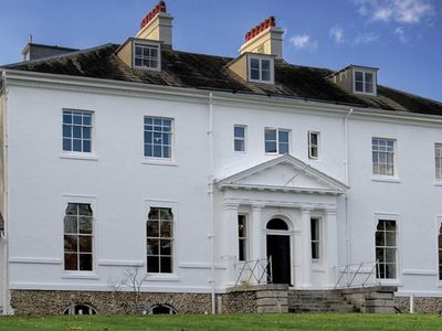 Property Image for The Manser Building, Thorncroft Manor, Thorncroft Drive, Leatherhead, Surrey, KT22 8JB