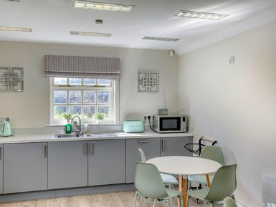 Property Image for Inhurst House, Brimpton Road, Baughurst, Tadley, RG26 5JJ
