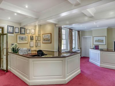 Property Image for Inhurst House, Brimpton Road, Baughurst, Tadley, RG26 5JJ