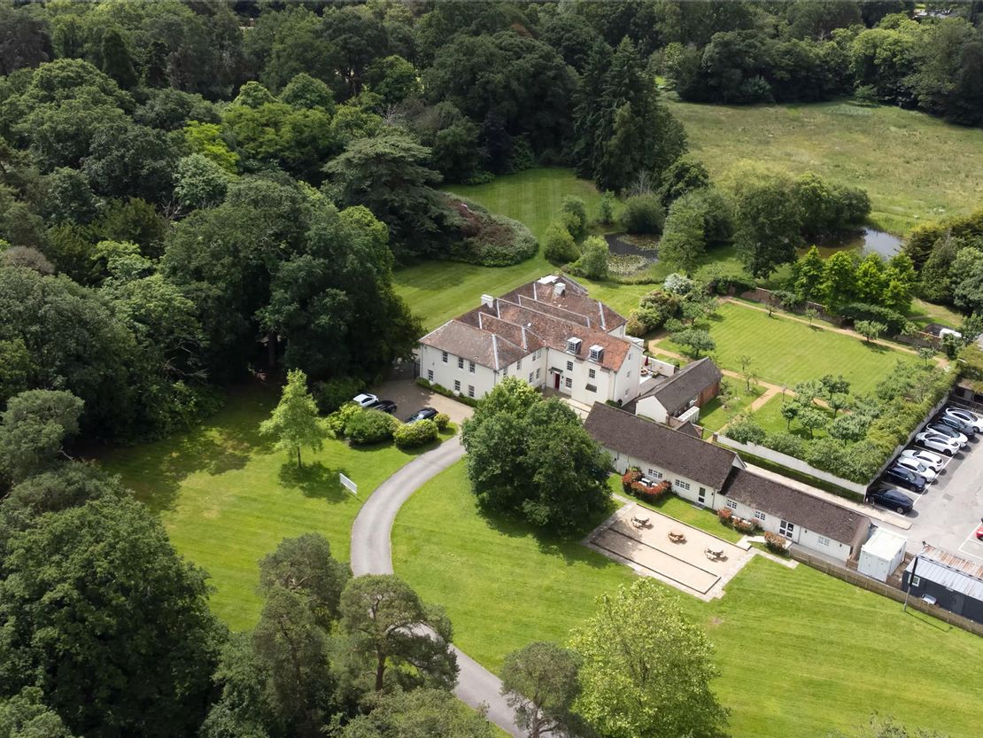 Inhurst House, Brimpton Road, Baughurst, Tadley, RG26 5JJ