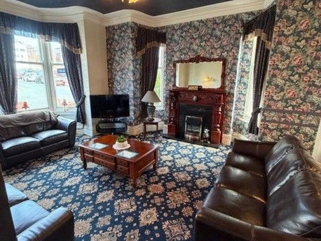The Whitehouse 102 Adelaide Street, Blackpool, FY1