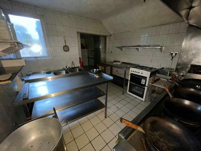 Property Image for 809 High Street, Stoke-on-Trent, ST6 5QH