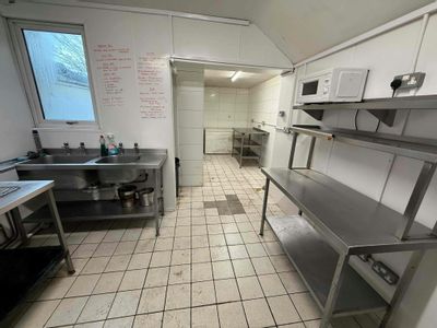 Property Image for 809 High Street, Stoke-on-Trent, ST6 5QH