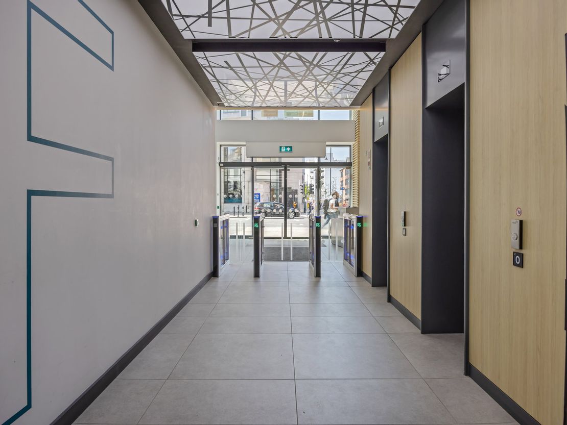 Great Victoria Street, 32-36, Belfast, County Antrim, United Kingdom, BT2 7BA