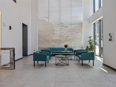 Property Image for Great Victoria Street, 32-36, Belfast, County Antrim, United Kingdom, BT2 7BA