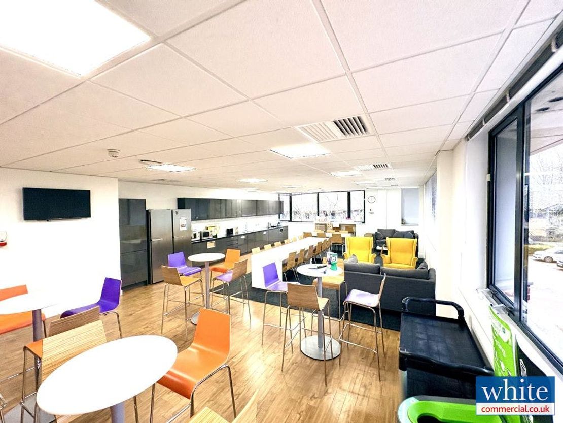 Pembroke House, Banbury Business Park, Aynho Road, Banbury, OX17 3NS