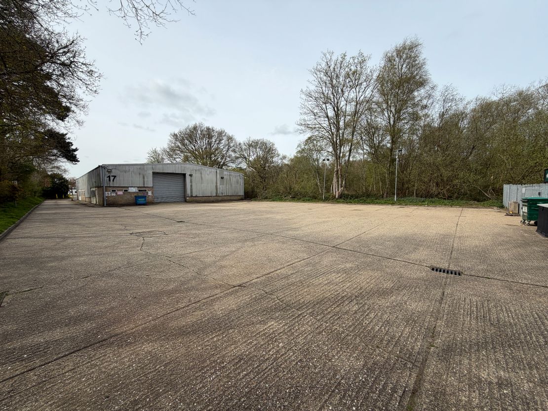 16-17 Bordon Trading Estate, Bordon, GU35 9HH