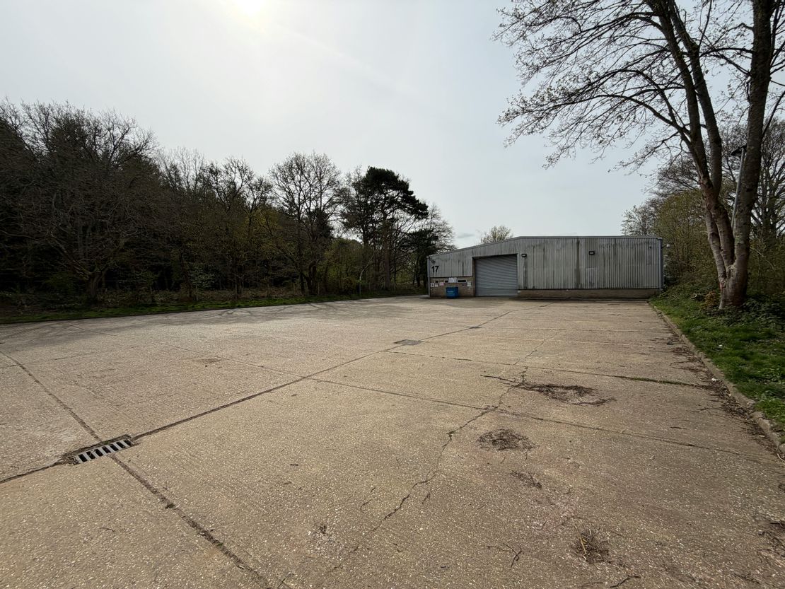 16-17 Bordon Trading Estate, Bordon, GU35 9HH
