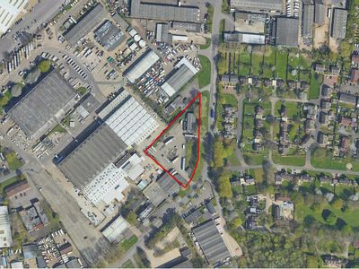 Property Image for 35 Hurricane Way, Norwich, NR6 6HE
