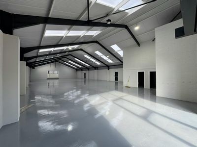 Property Image for 11 Hurricane Way, Norwich, NR6 6EZ