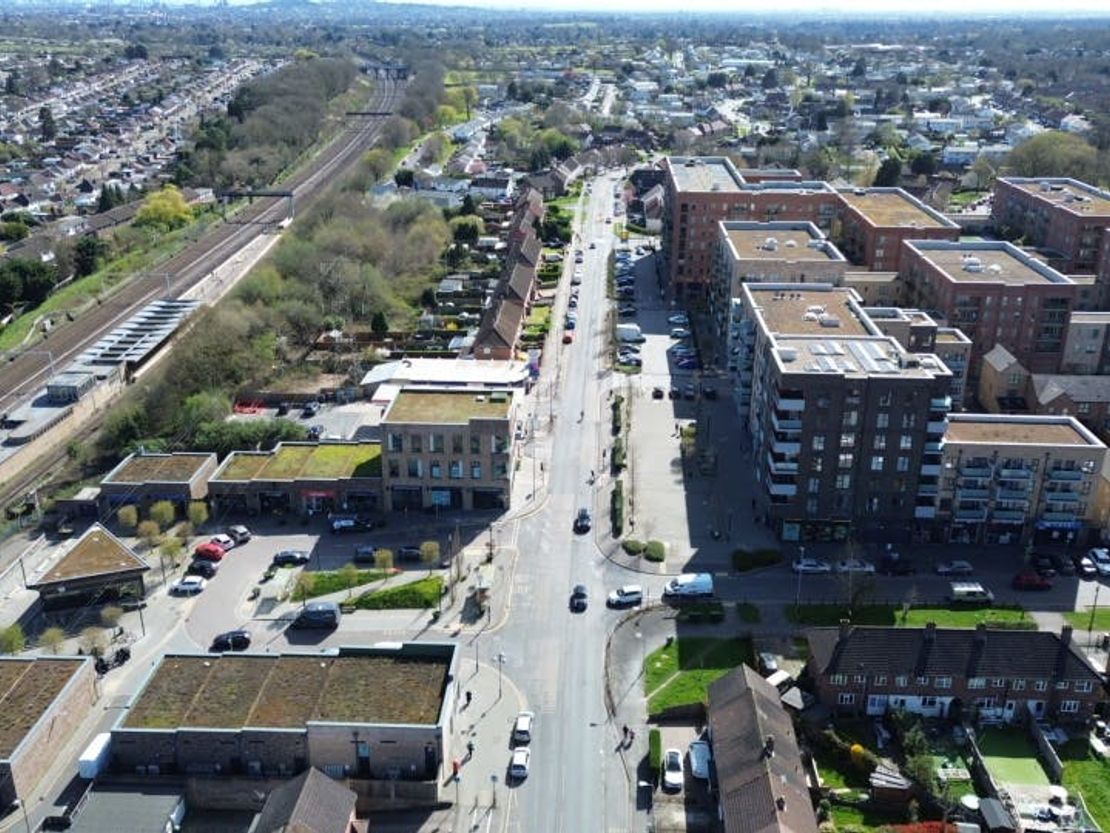 South Oxhey Central, Prestwick Road, Watford, WD19 7AG