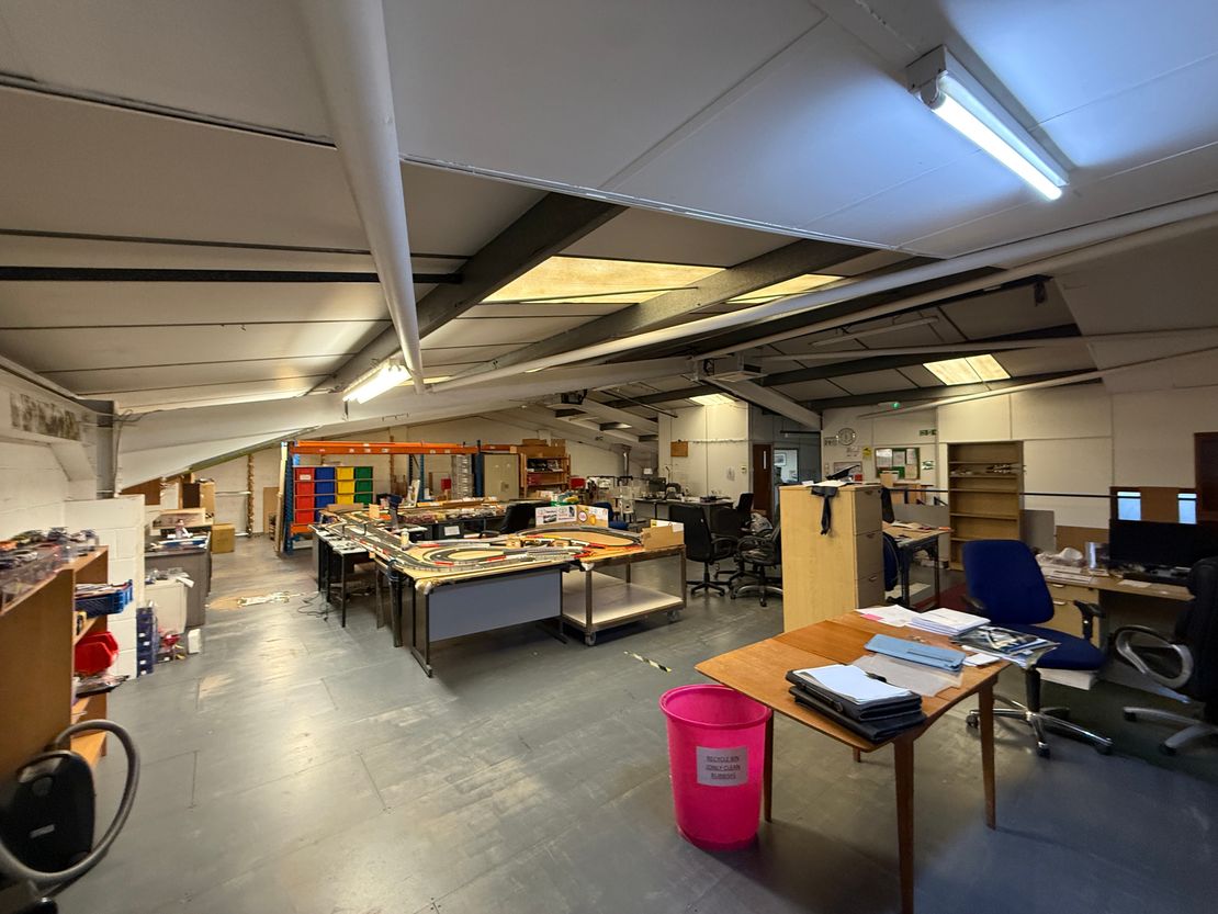 F4 Northfleet Industrial Estate, Lower Road, Northfleet, Gravesend, Kent, DA11 9SW