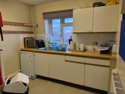 Property Image for 198-200 Dunsbury Way, Havant, PO9 5BG