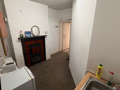 Property Image for 43 Coten End, Warwick, Warwickshire, CV34 4NT