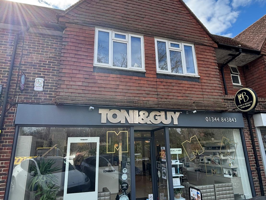 12 Station Approach, Virginia Water, GU25 4DW
