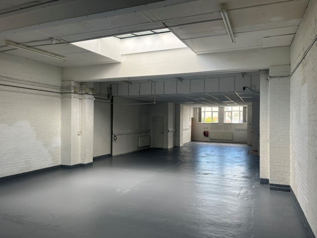 67 Milford Rd, Reading RG1 8LG, UK