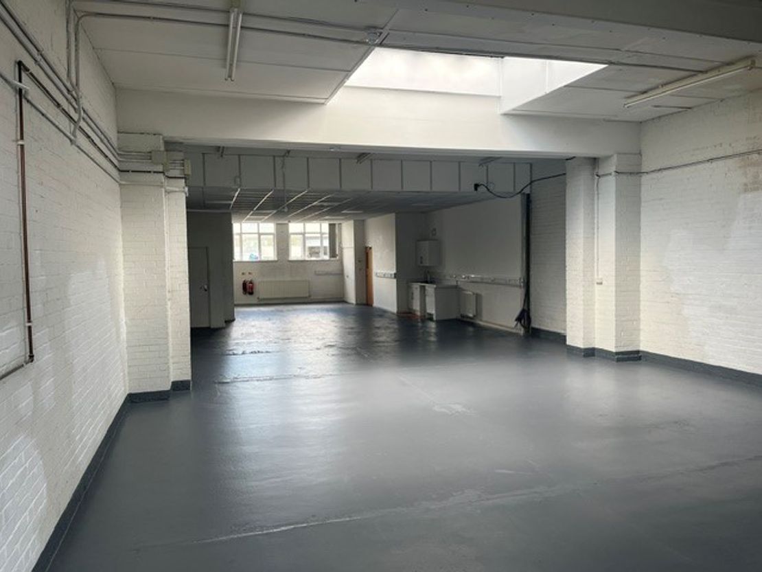 67 Milford Rd, Reading RG1 8LG, UK
