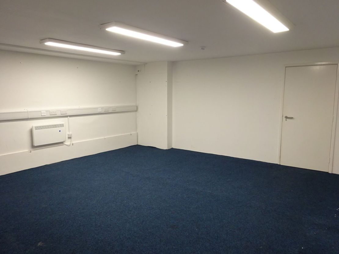30 Leeming St, Mansfield NG18 1NA