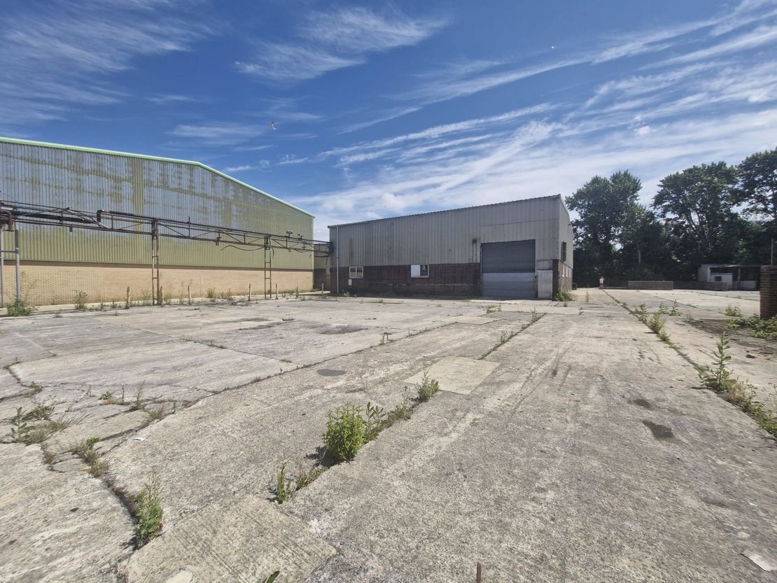 Unit 78, Bath Road, Melksham, Wiltshire, SN12 8AD