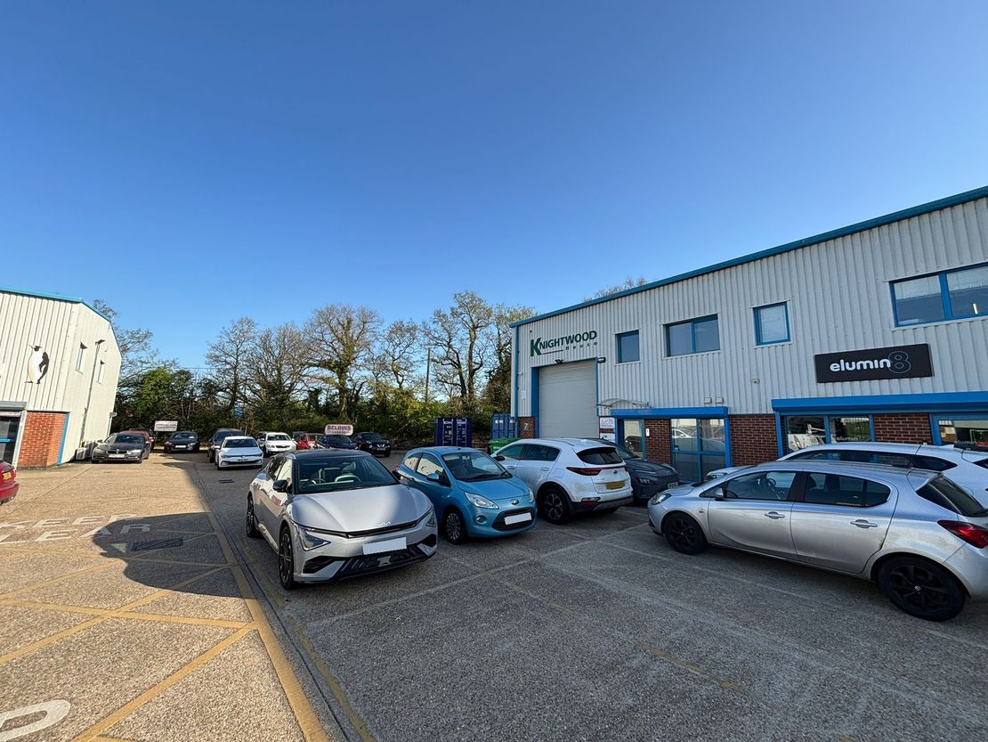 Unit 7 Belbins Business Park, Cupernham Lane, Romsey, Hampshire, SO51 7JF