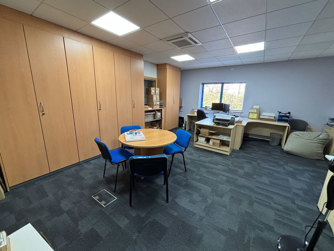 Unit 7 Belbins Business Park, Cupernham Lane, Romsey, Hampshire, SO51 7JF