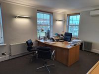Property Image for 14 Parkway, Welwyn Garden City, Hertfordshire, AL8 6HG