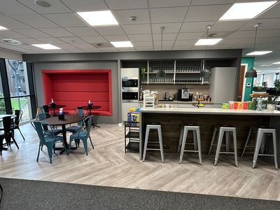 Property Image for Building 4 C4DI @ The Dock Suite 1, 31-38 Queen Street, Hull, East Riding of Yorkshire, HU1 1UU