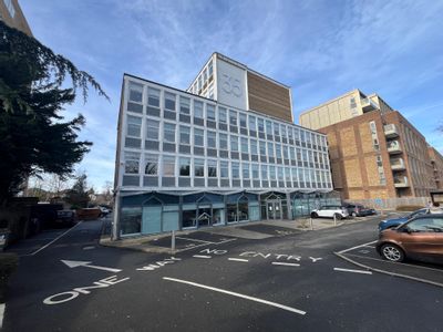 Property Image for 35 Perrymount Road (2nd Floor Rear Suite), Haywards Heath, RH16 3BW