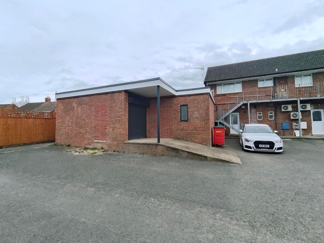 42 St Johns Ave, Churchdown, Gloucester GL3 2BX