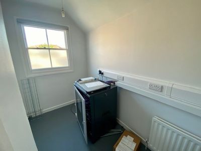 Property Image for The Manor House, London Road, Newbury, West Berkshire, RG14 1JX