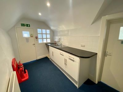 Property Image for The Manor House, London Road, Newbury, West Berkshire, RG14 1JX