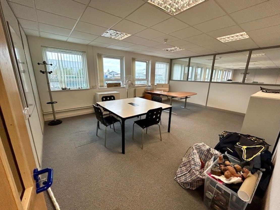Armour House, First Floor North, Colthrop Lane, Thatcham, West Berkshire, RG19 4PD