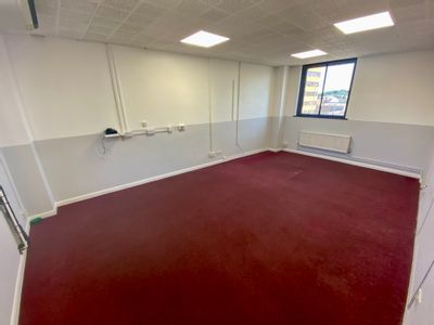 Property Image for Second Floor, 28-30 Victoria Street, Luton, Bedfordshire, LU1 2UA