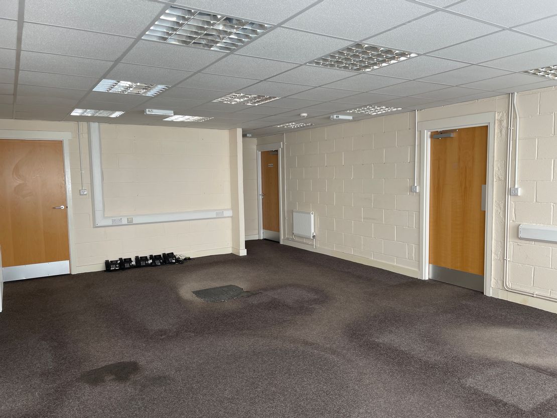 Unit 4 Saltergate Business Park, Burley Bank Road, Harrogate, North Yorkshire, HG3 2BX