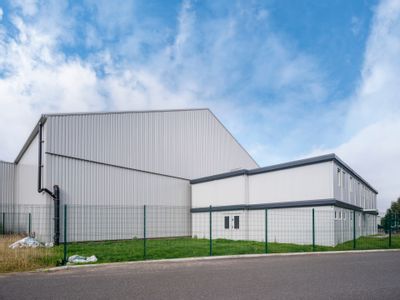 Property Image for 1 Abbotsinch Rd, Grangemouth FK3 9UX